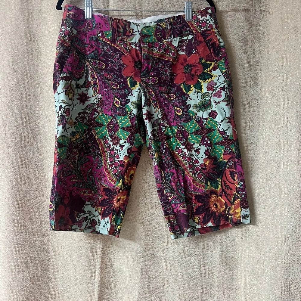 Shorts - Picture 1 of 1